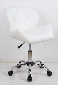 Офисное кресло LOOZ белый в Нальчике
