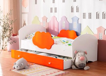 Кровать детская Тучка с ящиком, корпус Белый, фасад Оранжевый в Нальчике